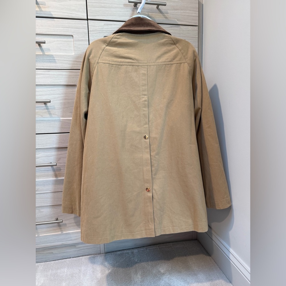 Tan Women's barn jacket with brown corduroy collar size M/US6 - Picture 3 of 12